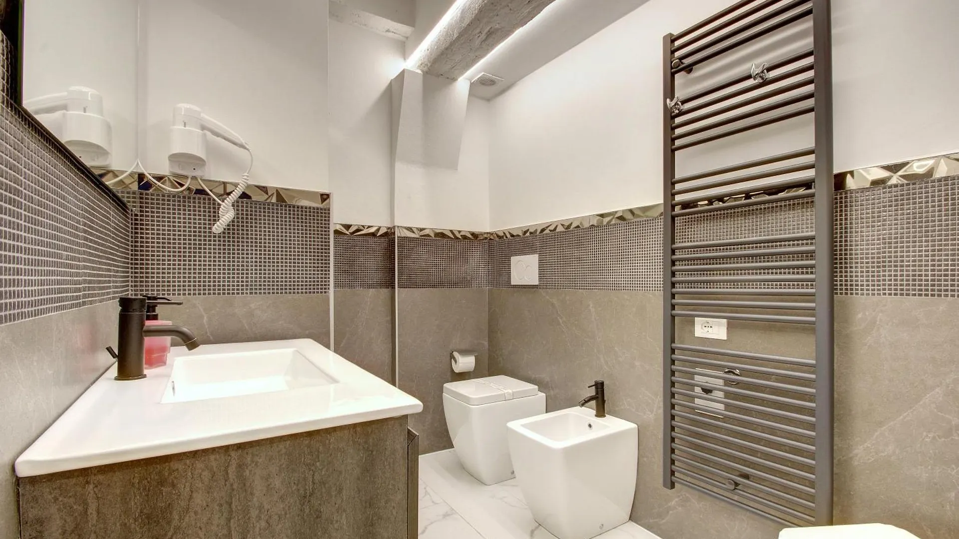 Newarsenale-A Venetian Dream- 10 Min To St.Marco Apartment Italy